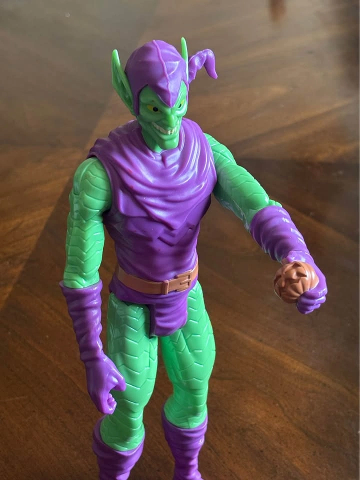 Marvel Hasbro 2022 Green Goblin Action Figure - photo 2