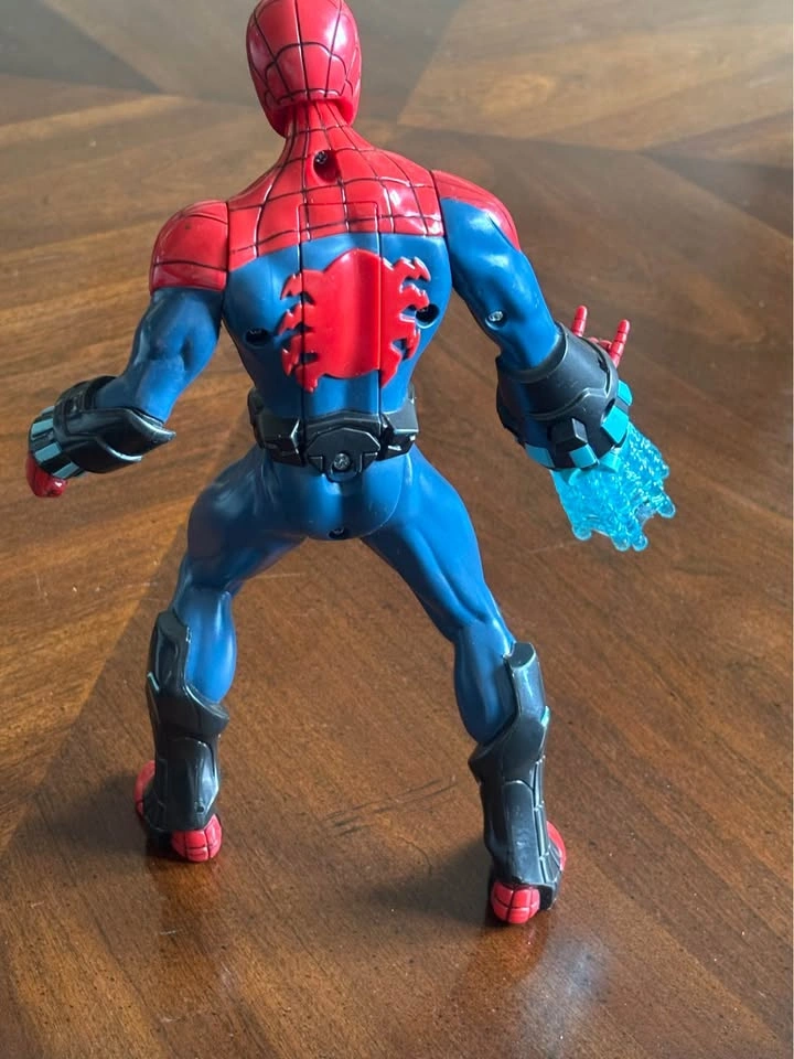 Hasbro 2012 Spider-Man Action Figure with Web Blast - photo 2
