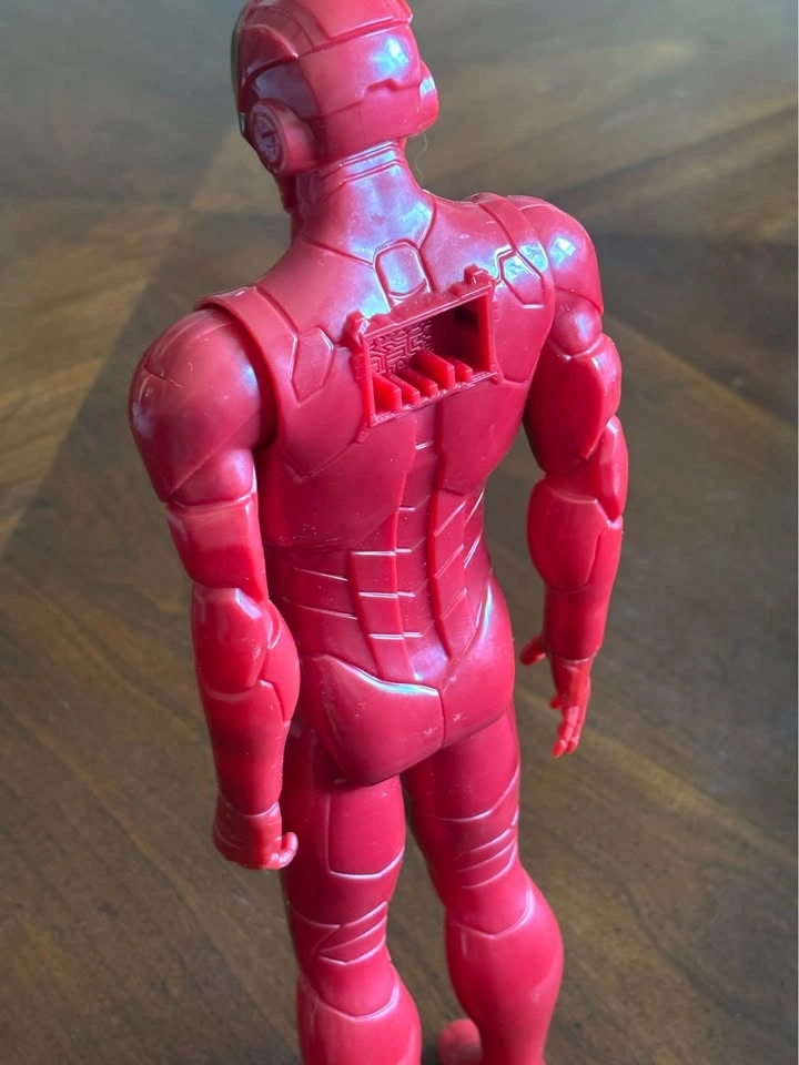 Hasbro Marvel Iron Man Action Figure 2016 - photo 2