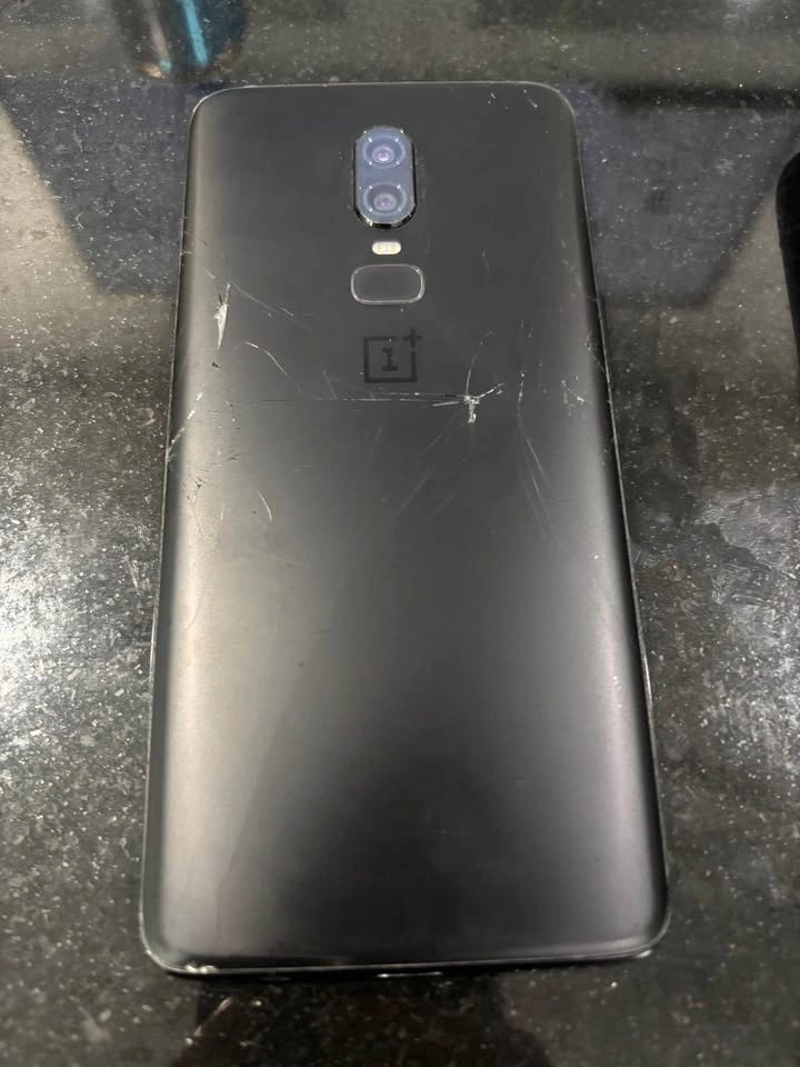 OnePlus 6 128gb With Otterbox - photo 3