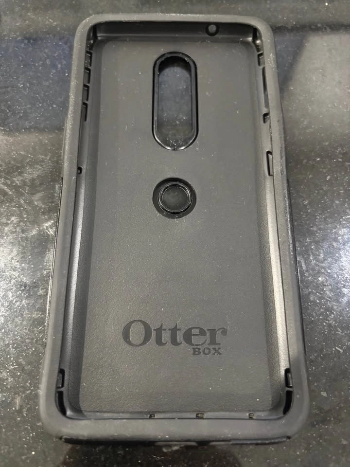 OnePlus 6 128gb With Otterbox - photo 4