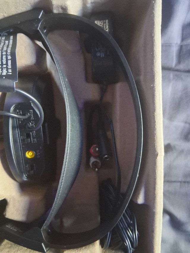 sony headphones - photo 3