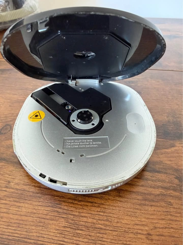 Vintage Koss Portable MP3 CD Player CD-R/CD-RW Tested & Working - photo 4