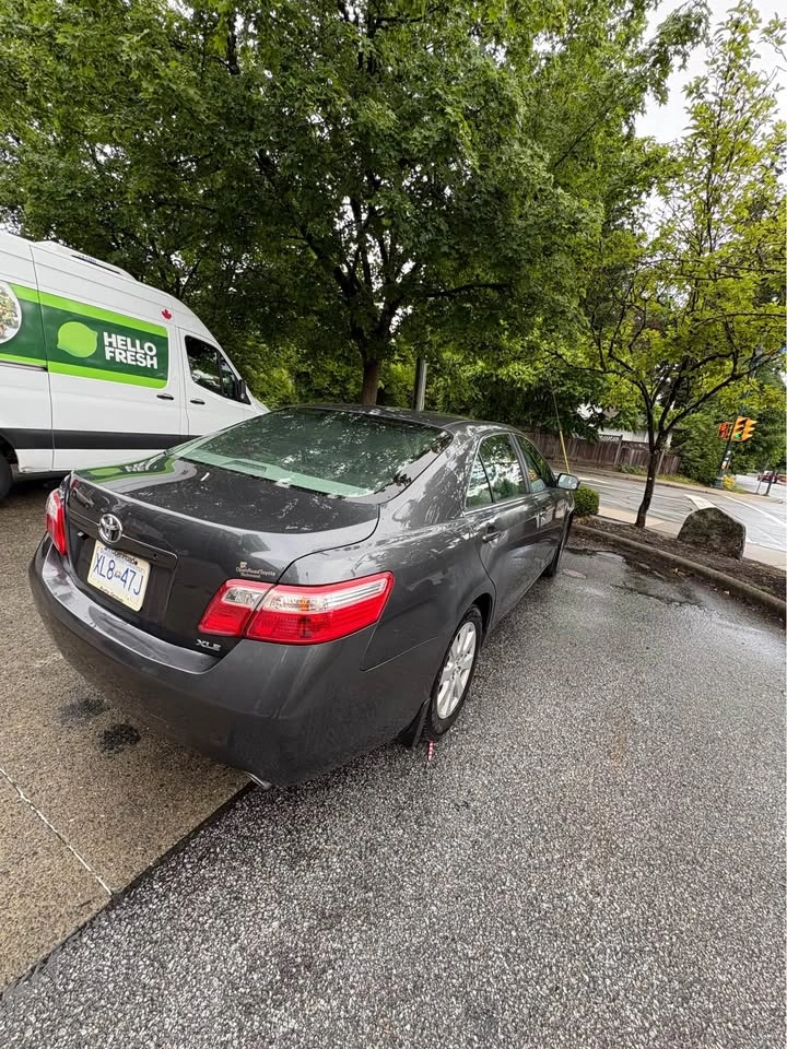 2009 Toyota Camry - photo 3