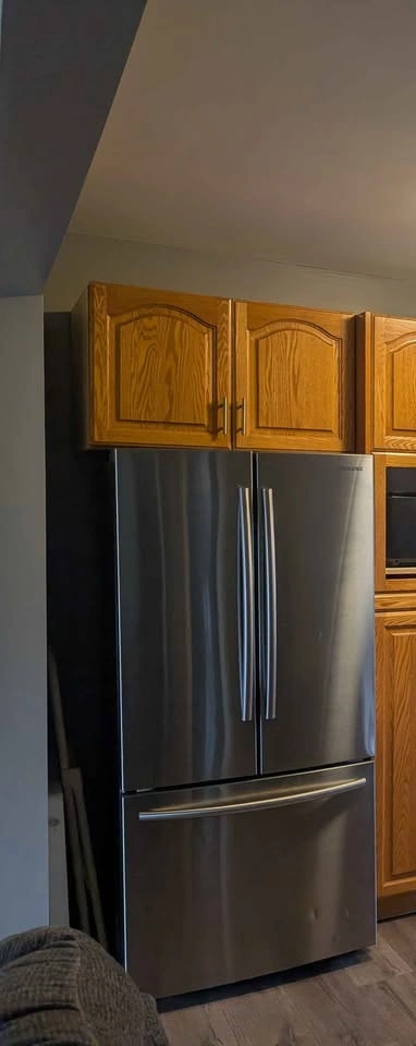 Deep over fridge upper oak cabinet - photo 3
