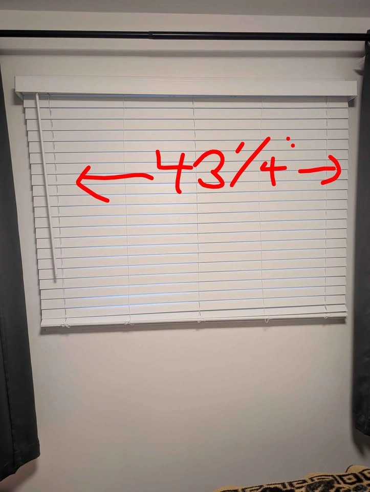 White plastic PVC blinds 43 1/4" horizontal - photo 4