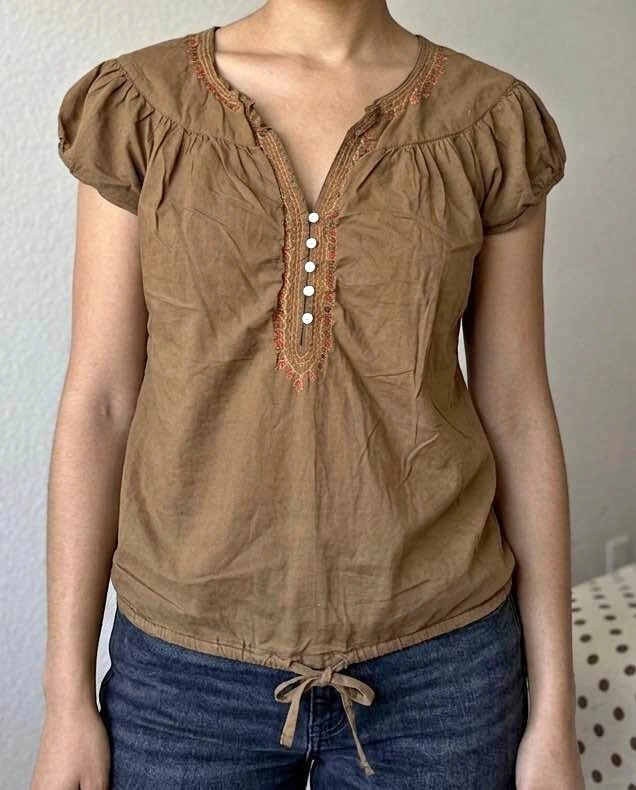 Brown Embroidered V-Neck Blouse XS