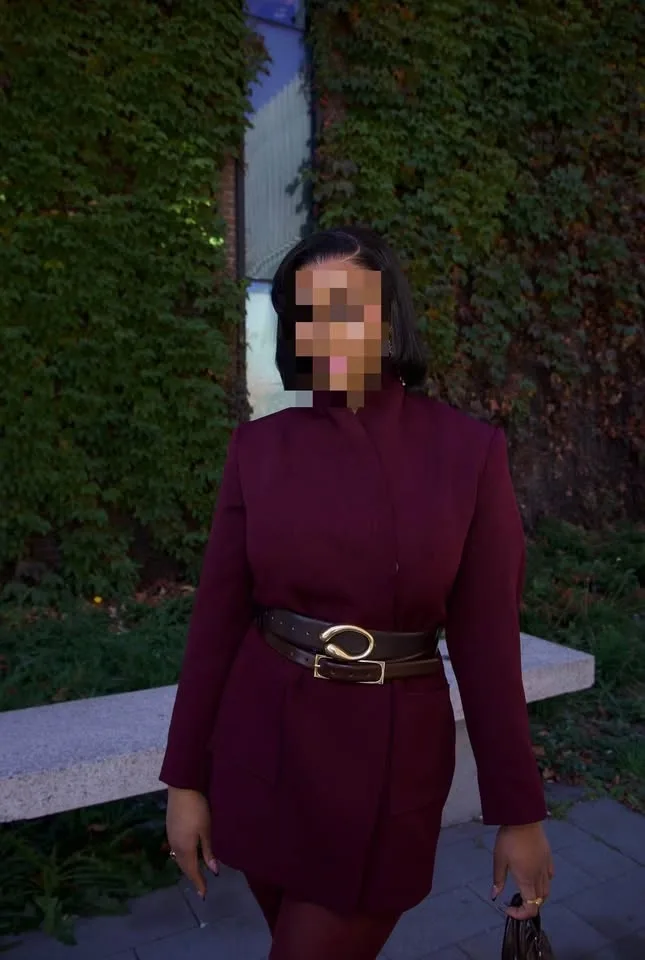 Burgundy Women’s Grad suit - photo 3