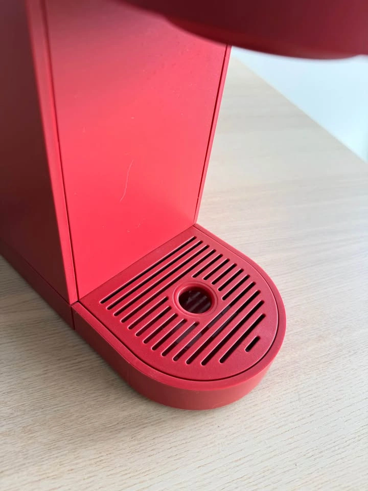 Red Keurig K-Slim coffee maker - photo 4