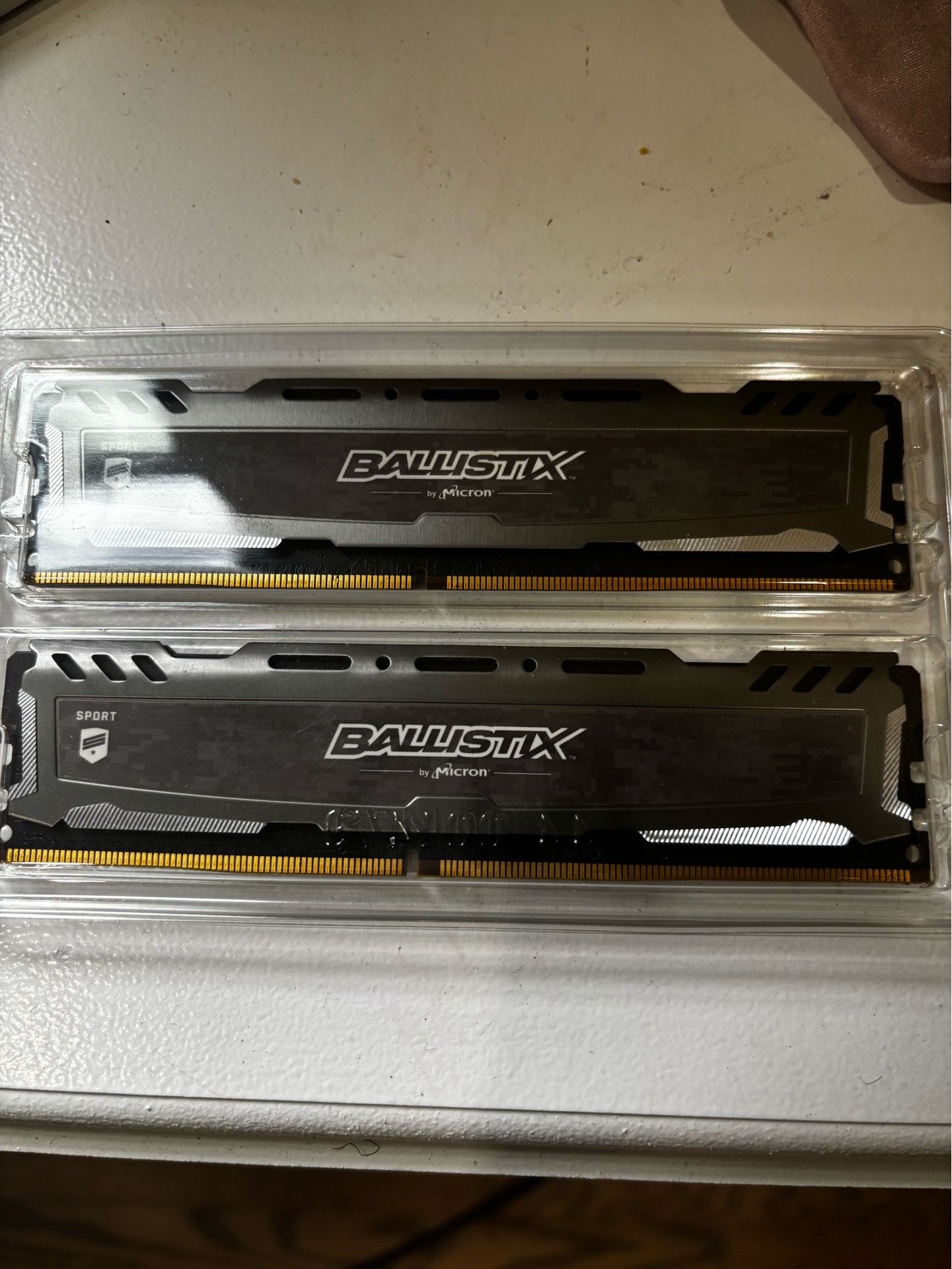 Micron Ballistix 16GB (2x8GB) DDR4 RAM 2400MHz