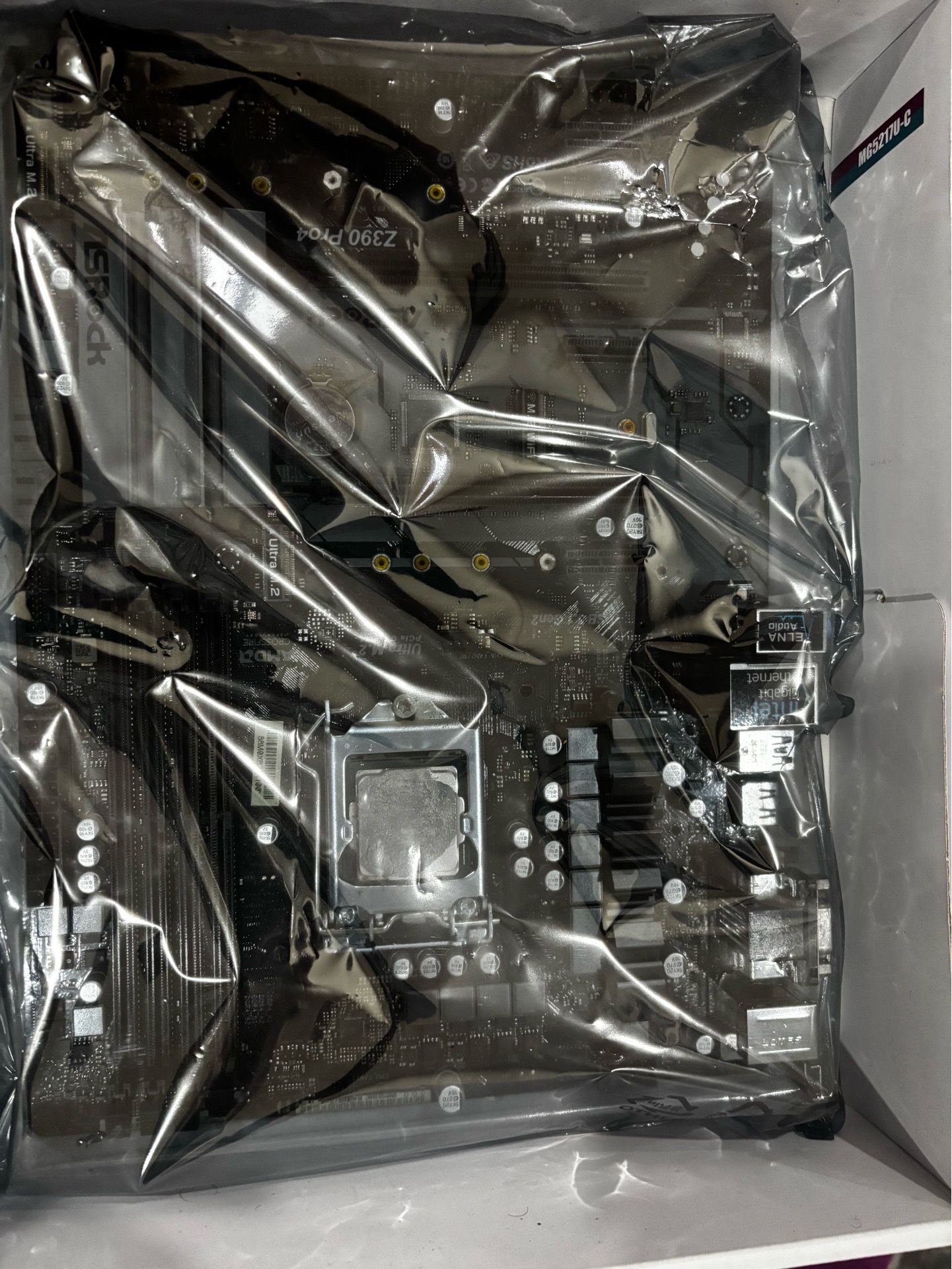 ASRock Z390 Pro4 Motherboard w/ i5 8400 @2.8ghz