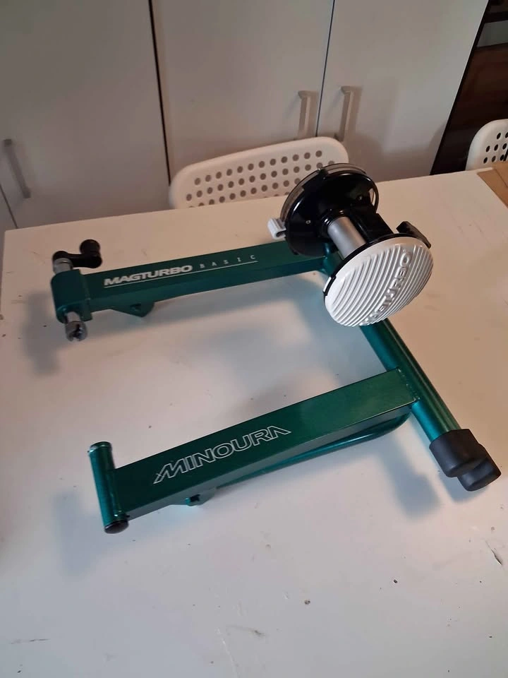 Minoura Magturbo Basic bike trainer - photo 5