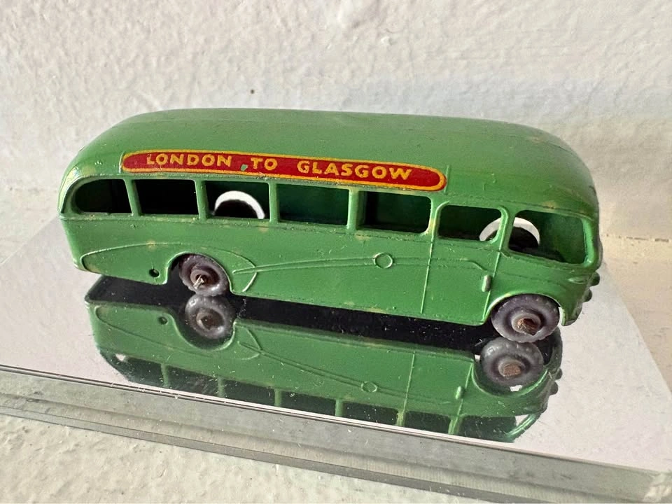 Vintage Matchbox Lesney No. 21B (1958) Long Distance Coach