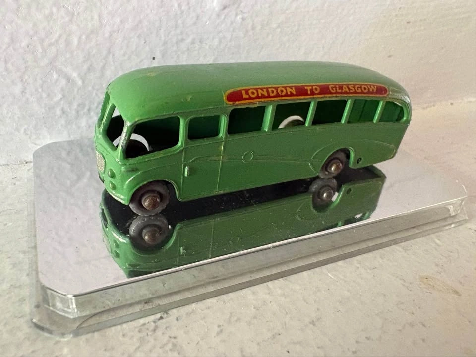 Vintage Matchbox Lesney No. 21B (1958) Long Distance Coach - photo 3