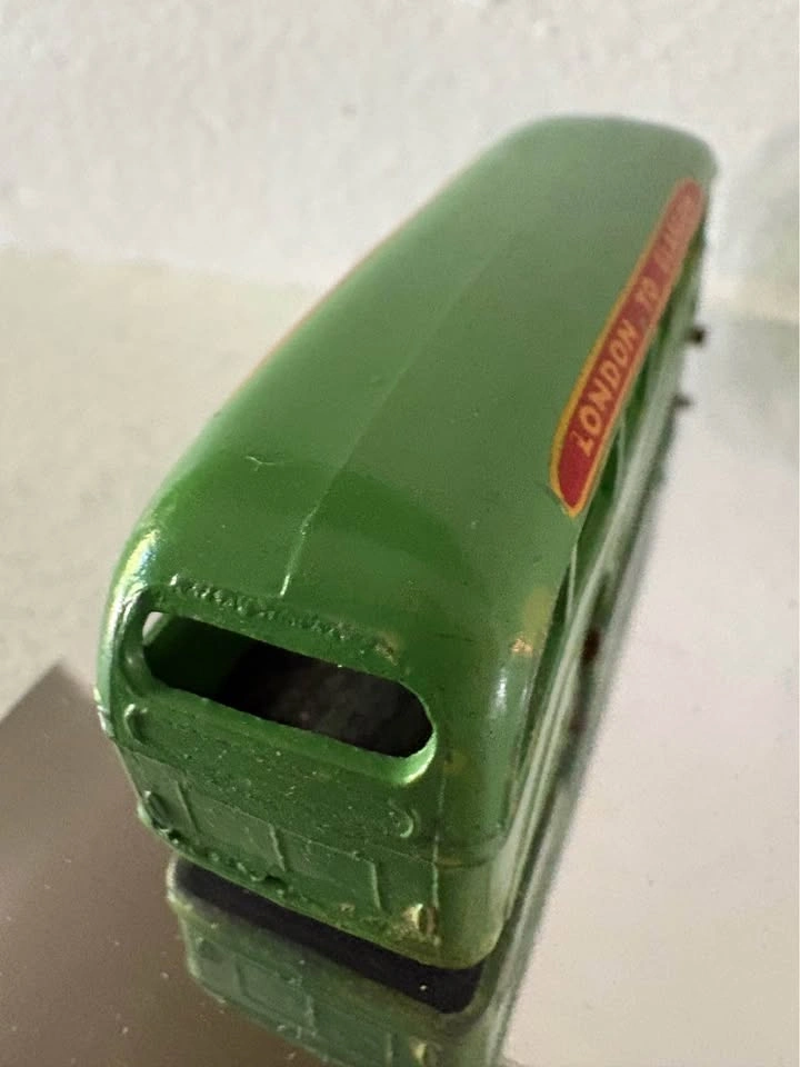 Vintage Matchbox Lesney No. 21B (1958) Long Distance Coach - photo 5