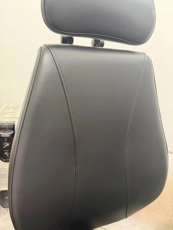 ErgoCentric Executive Chair (eCentric)-Retail $1,199.00 - photo 2