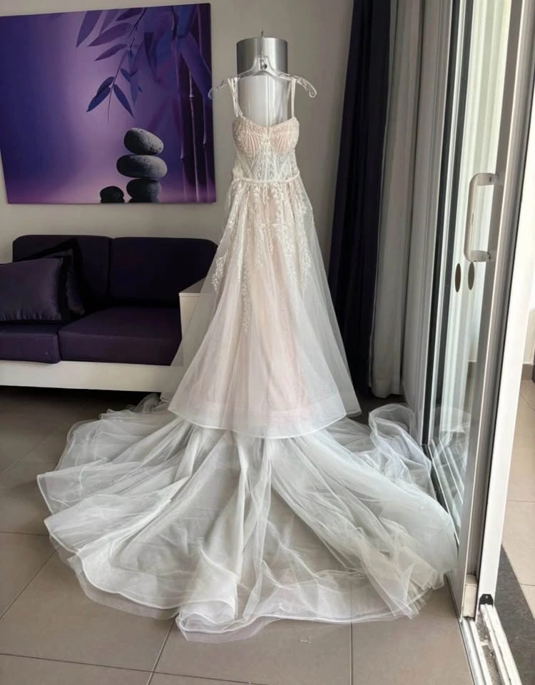 Martina Liana 1490 Wedding Dress – Size 10 – Professionally Clea - photo 4