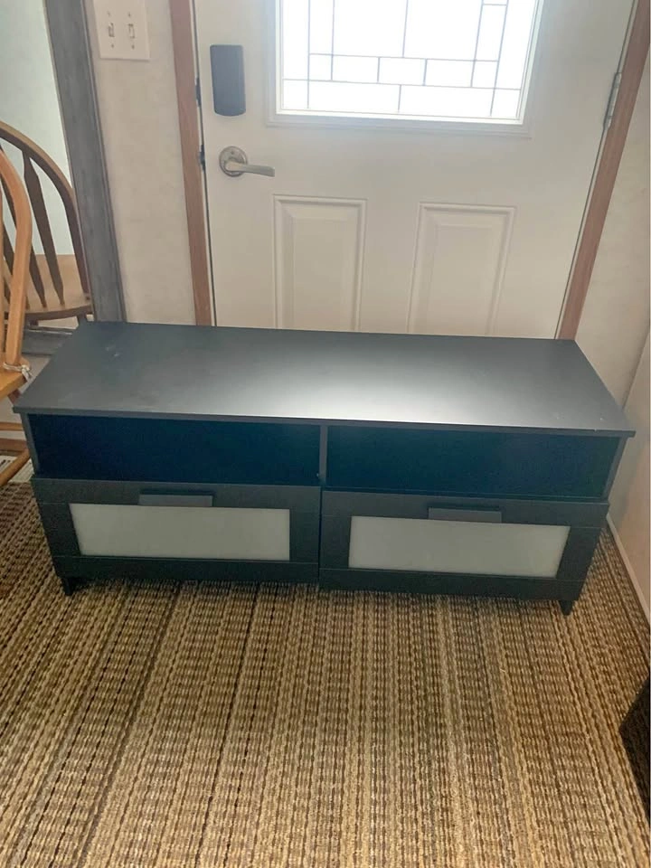 READ DESCRIPTION: Furniture LOT