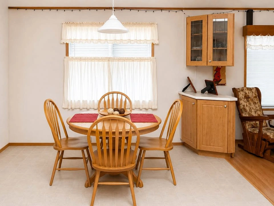 READ DESCRIPTION: Furniture LOT - photo 5