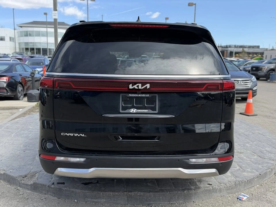 2024 Kia Carnival EX | 1 Owner | 8 Passenger | Leather - photo 4