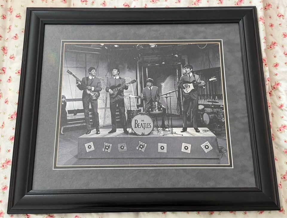 Framed Beatles Print - from vegas - photo 2