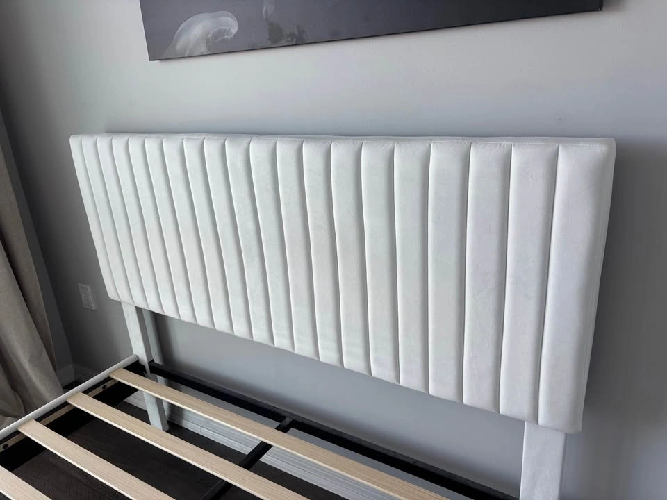 Queen Upholstered Platform Bed Frame - photo 3