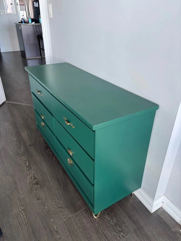 6 Drawer Dresser - photo 2