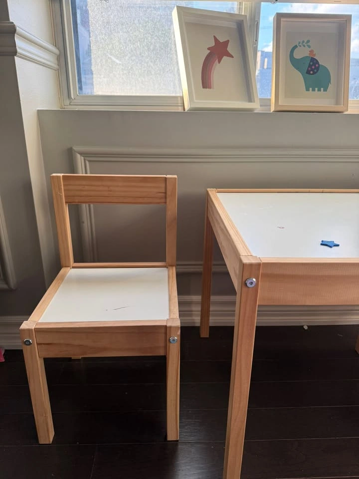 IKEA LÄTT toddler table and 2 chairs - photo 3