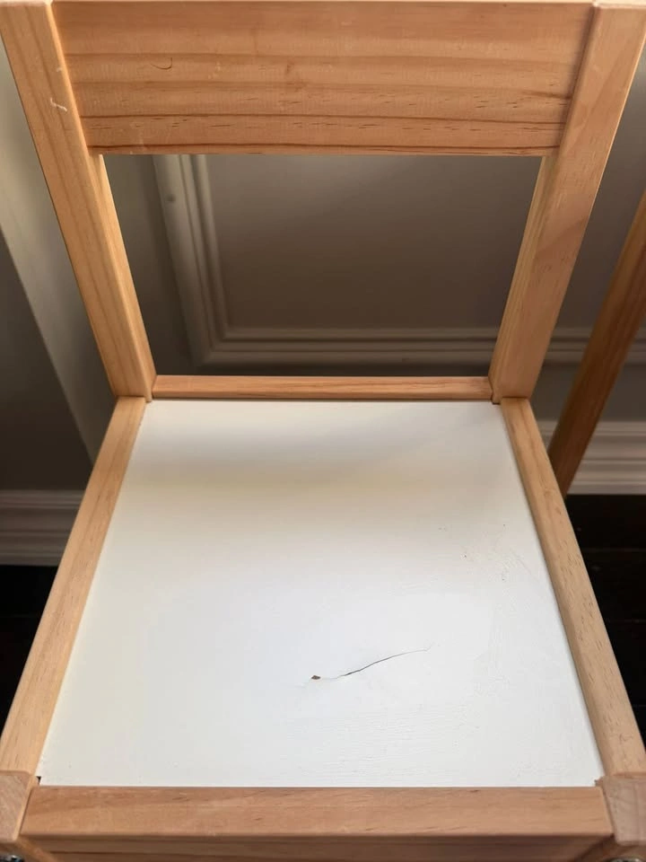 IKEA LÄTT toddler table and 2 chairs - photo 5