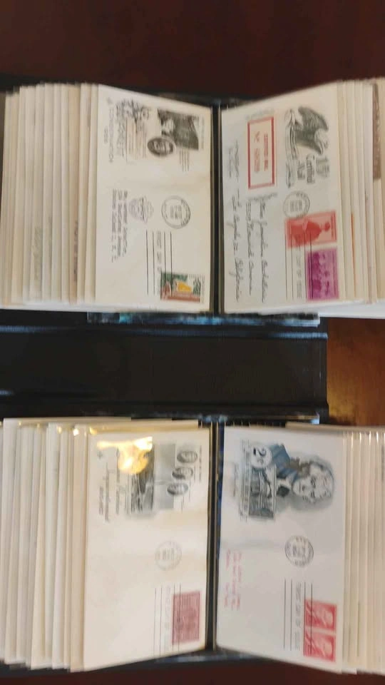 3 Full 1950s Stamp Albums First Day Covers - photo 5