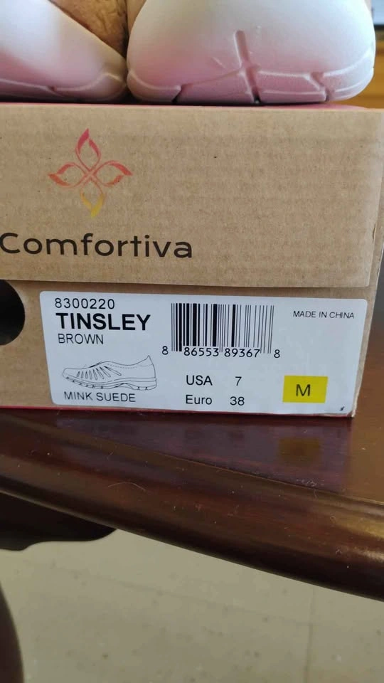Comfortiva Tinsley Light Brown Mink Suede Ventilated Flats 7M - photo 2