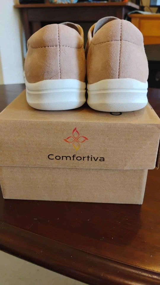 Comfortiva Tinsley Light Brown Mink Suede Ventilated Flats 7M - photo 5