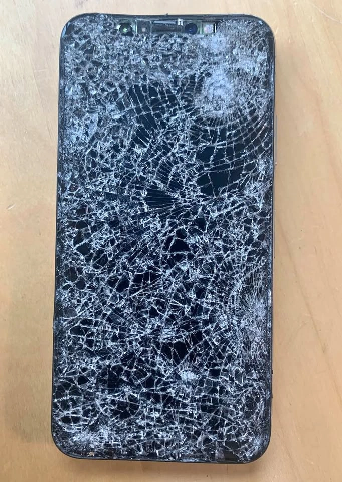ILL BUY YOUR BROKEN/LOCKED ELECTRONICS TODAY