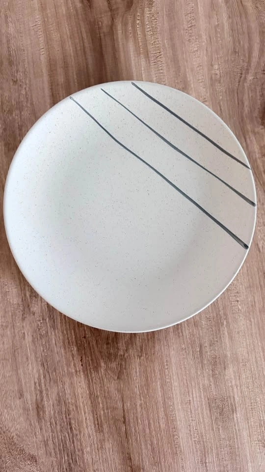 White Ceramic Dinnerware (Large plates, small plates, bowls) - photo 2