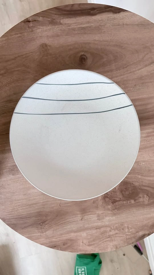 White Ceramic Dinnerware (Large plates, small plates, bowls) - photo 3