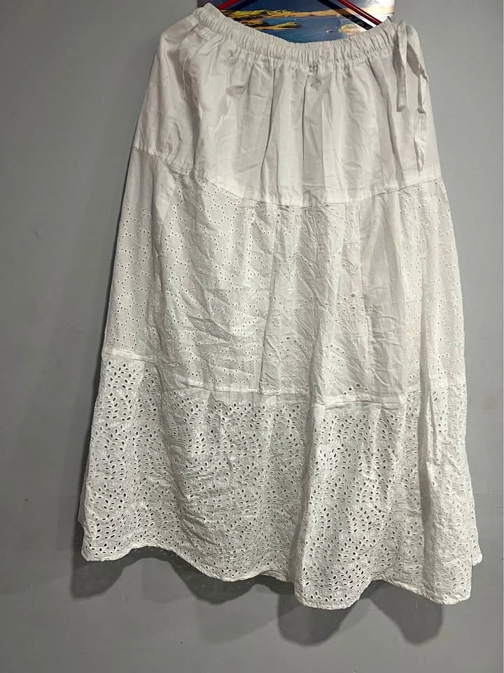 Brand new white cotton skirt
