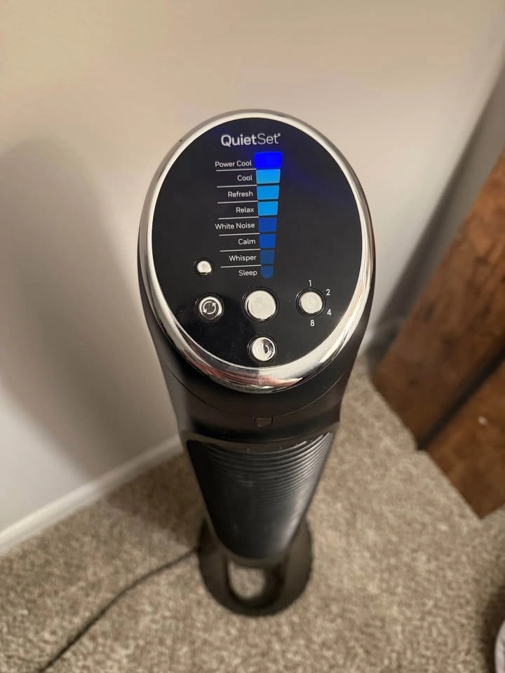 Honeywell Tower Fan with Remote - photo 2