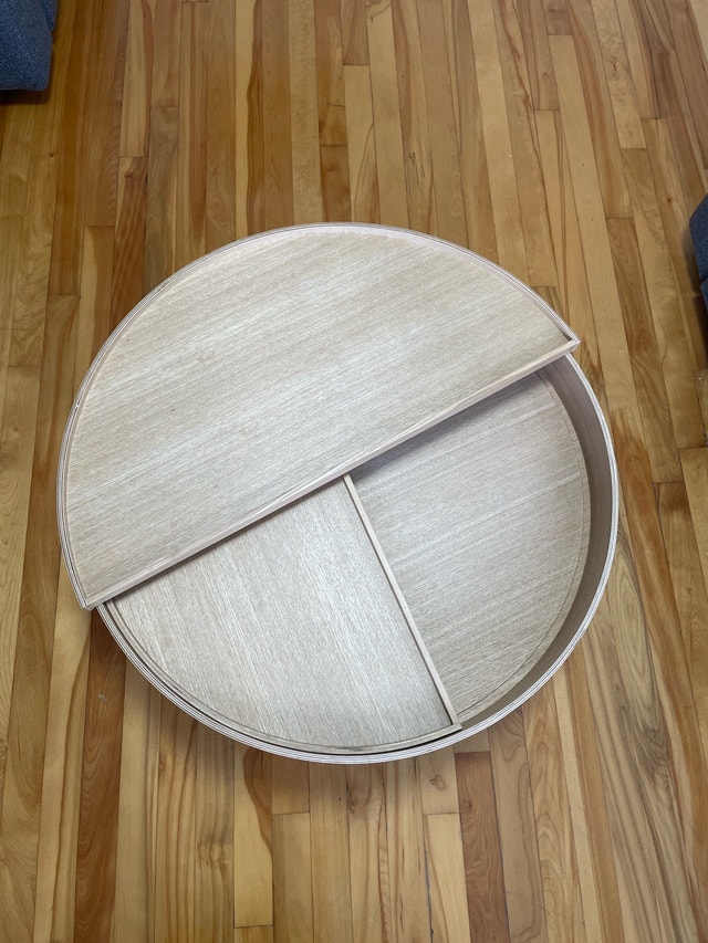 Urgent sale Cozey Eclipse Coffee table - photo 2