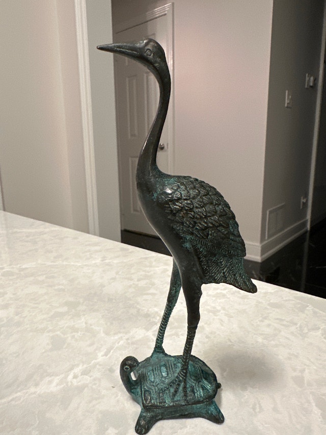 Vintage bronze crane standing on a turtle sculpture - photo 3