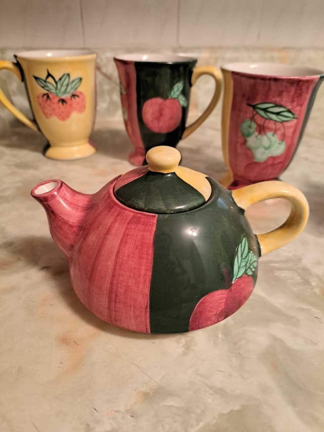 Vintage Country Inn Collection Hand Painted Ceramic - photo 3