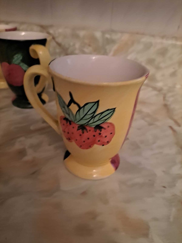 Vintage Country Inn Collection Hand Painted Ceramic - photo 4