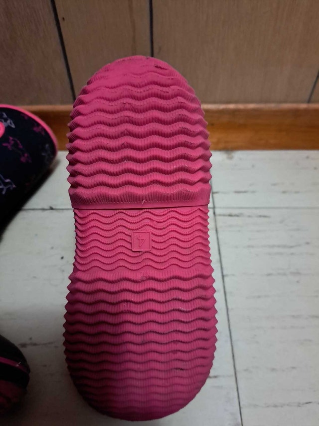 Joe Fresh Rain Snow Boots for Kids Size 4 - photo 3