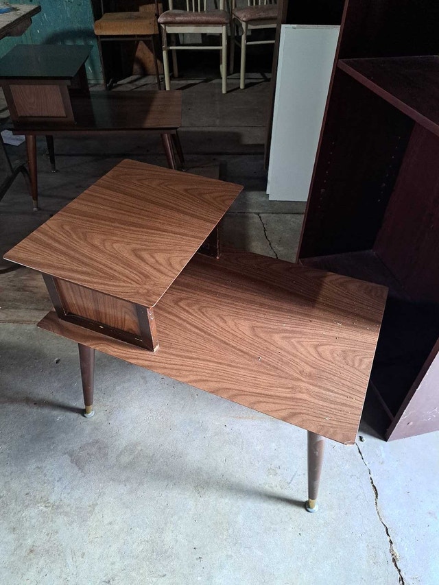 2 Vintage Step Up End Tables 1950s - photo 3
