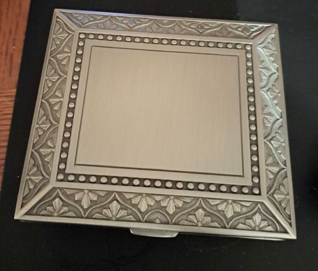 Vintage Silver-Tone Metal Jewelry/Trinket Box – Embossed Floral - photo 4