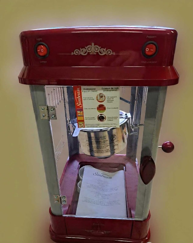 Sunbeam Theater Style Popcorn Maker 19"
