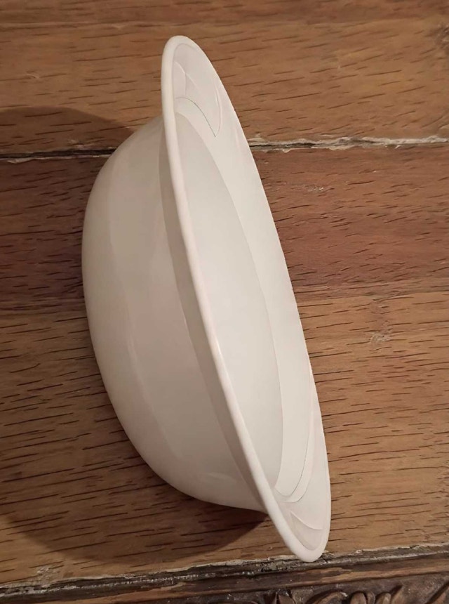 Vintage CorningWare Casual Elegance – White Flora L-21