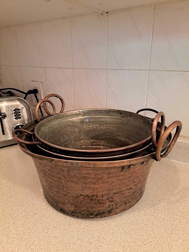 Antique Hand Hammered Copper Kettle Pot Cauldron w/Handles - photo 2