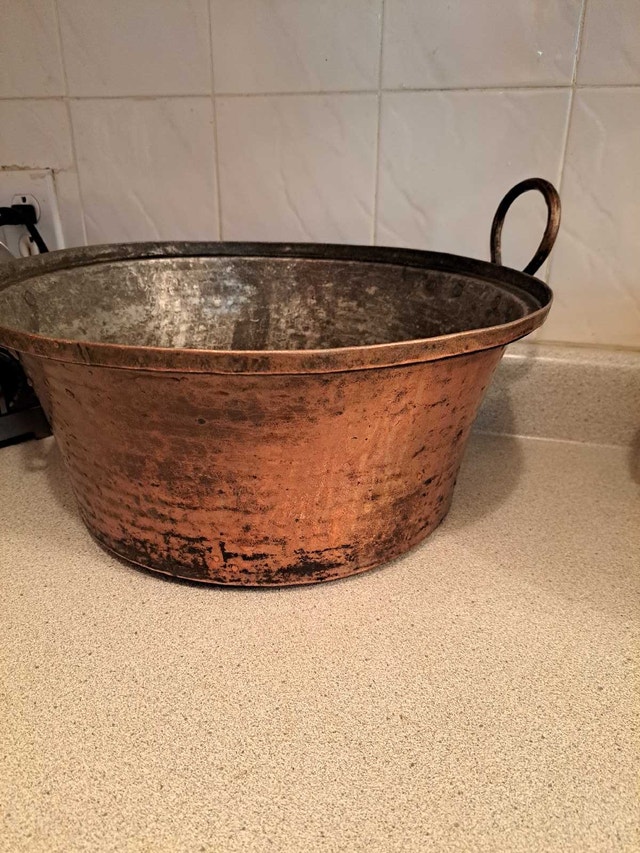 Antique Hand Hammered Copper Kettle Pot Cauldron w/Handles - photo 5