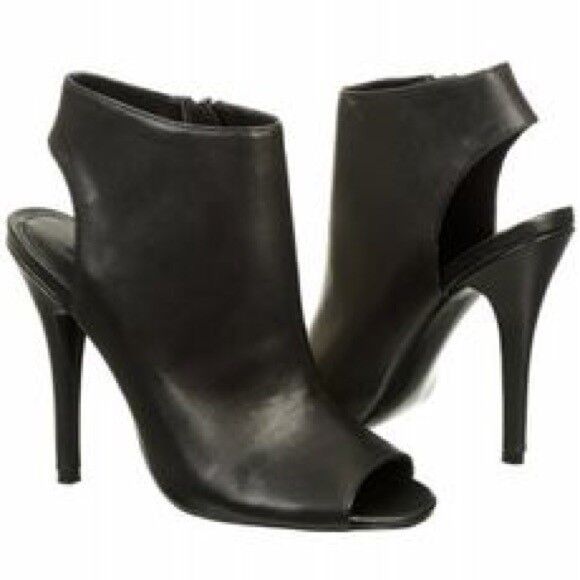 STEVE MADDEN black leather rock n roll booties Size 7.5