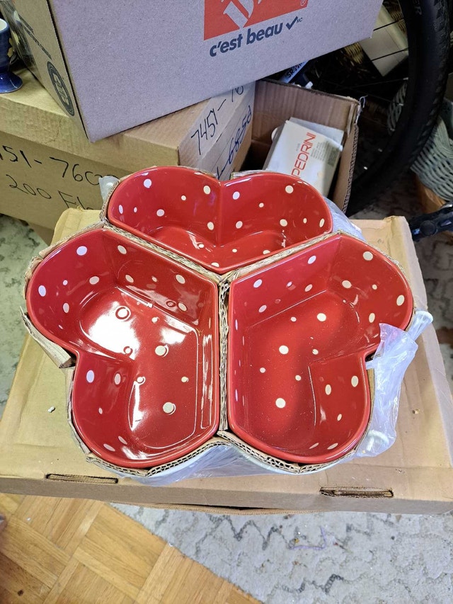 Decorative Serving Dishes